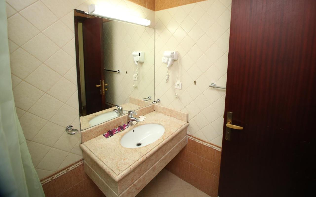 Rawabi Al Zahraa Hotel Medina